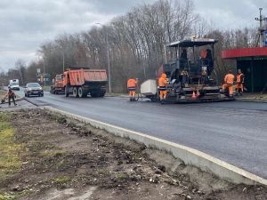 Зур Кукмара авылы белән үзәк дәваханә арасындагы юлга капиталь ремонт эшләнелде