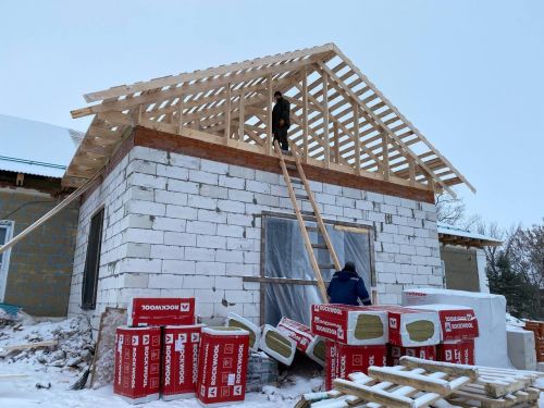 Сергей Димитриев Кукмара районындагы объектларда алып барылучы ремонт эшләренең барышы белән танышты